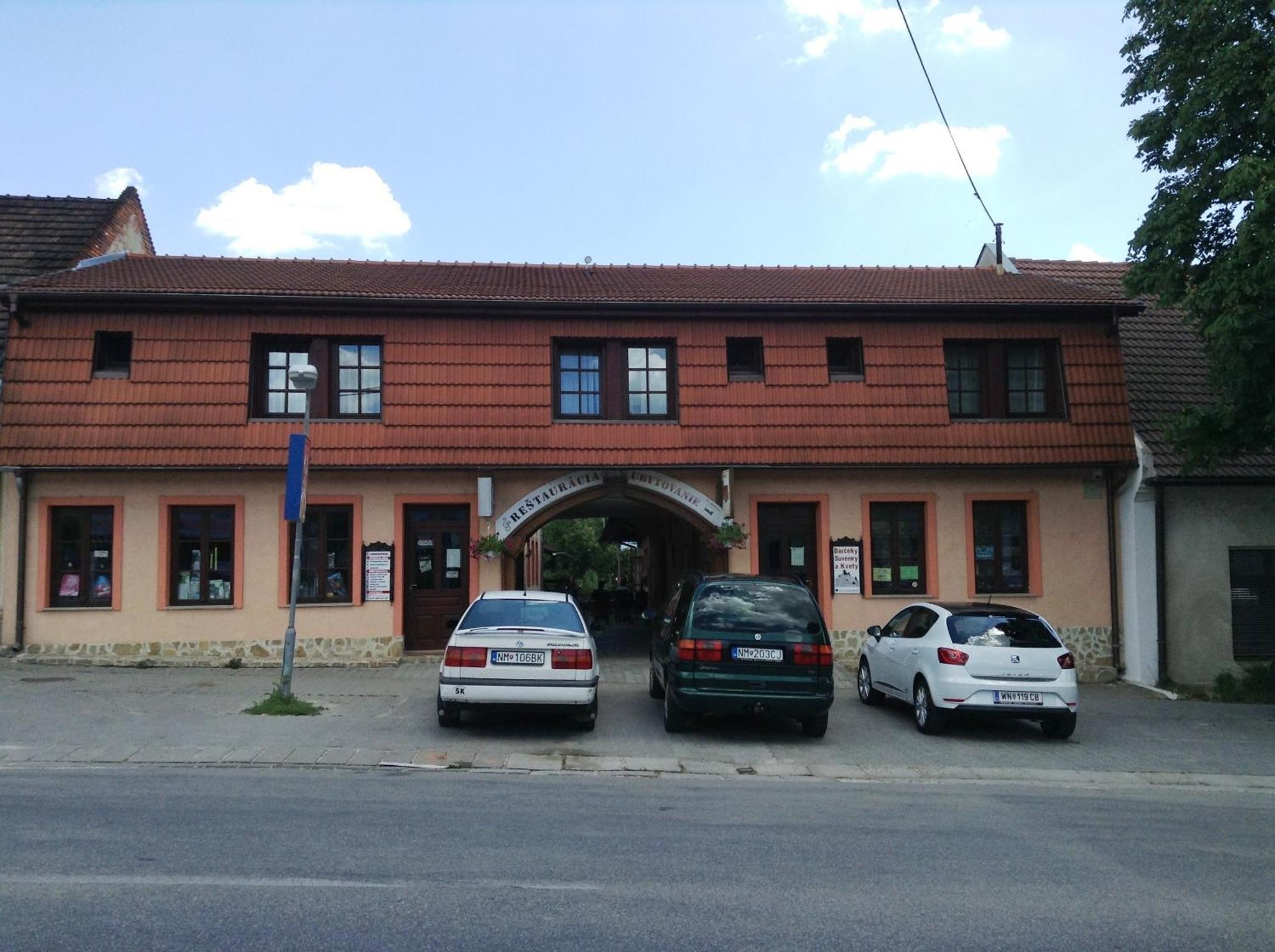 Ubytovanie Anka Sucanska Čachtice 外观 照片